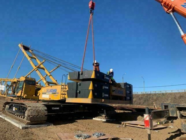 Аренда гусеничных кранов от 100 до 320 тонн XCMG XGC 150